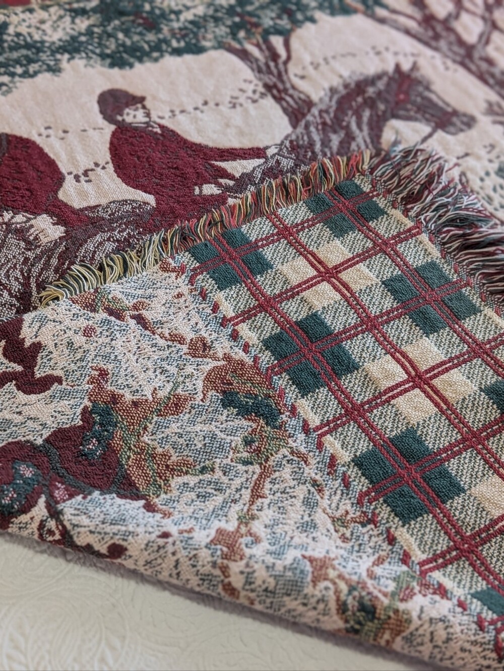 Vintage tapestry fringe throw blanket red/ green equestrian dogs fox hunt 60x44 - Picture 6 of 7